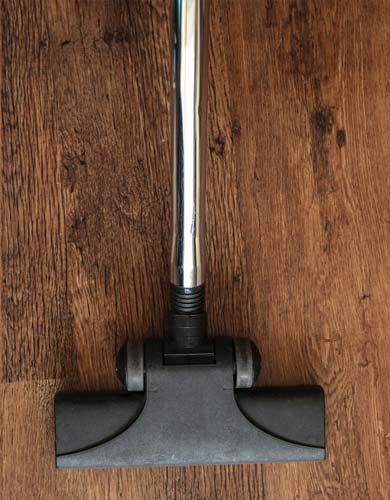 vacuum on dark hardwood floors